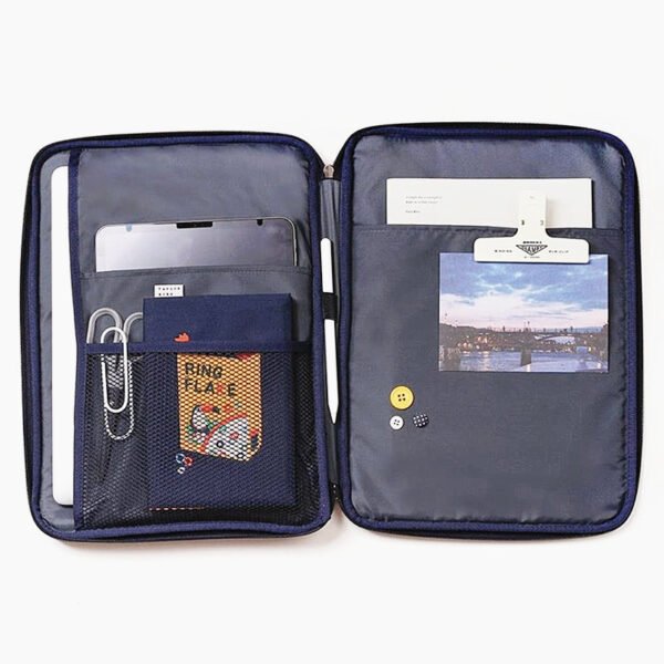 Stylish pearl laptop sleeve for tablets ; notebooks. Elegant, handheld  anti-fatigue design—perfect for 11"–13" devices and fashion-forward users.